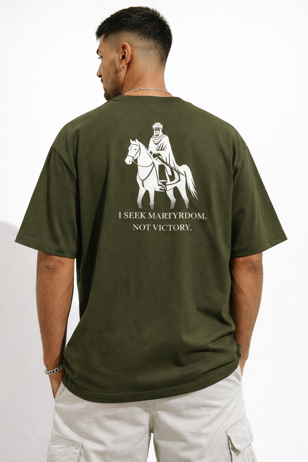 Man's Oversized Classic T-Shirt(undefeated)